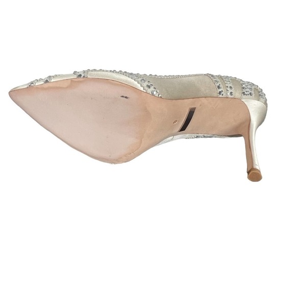 BADGLEY MISCHKA ROUGE EMBELLISHED EVENING SHOES IVORY SATIN SZ 8 NEW WITHOUT BOX - Picture 8 of 12